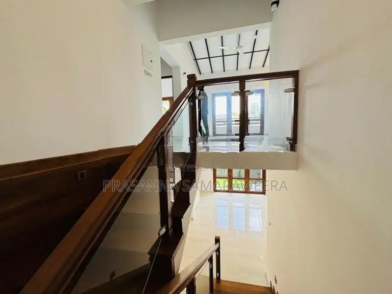 super luxury Brand New solid Modern 2 Story House-piliyandala
