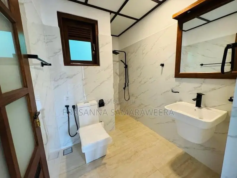 super luxury Brand New solid Modern 2 Story House-piliyandala