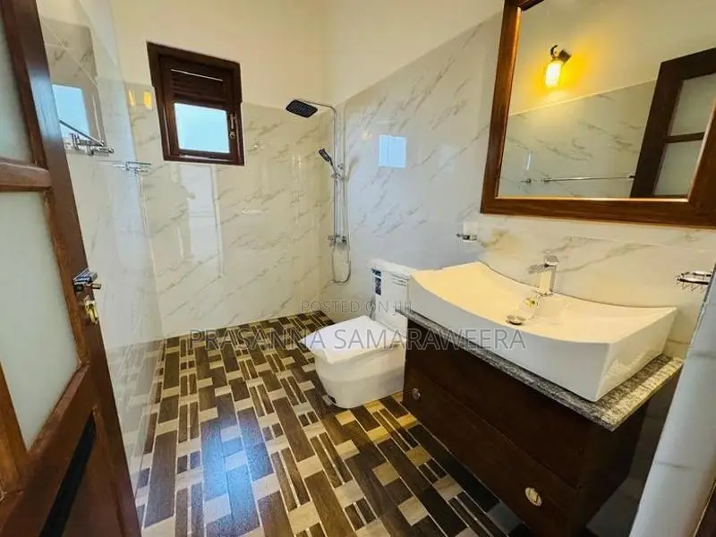 super luxury Brand New solid Modern 2 Story House-piliyandala