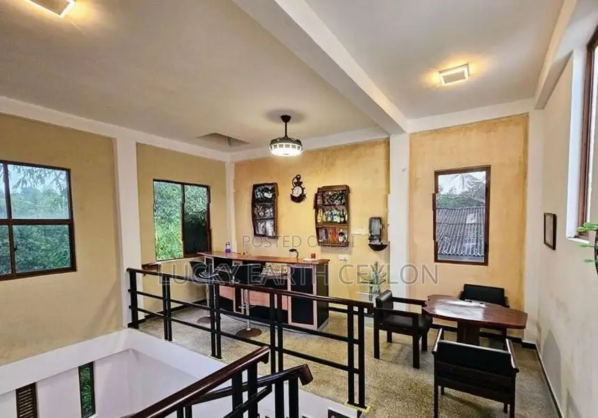 Piliyandala, Semi Furnished, 3 story, House For Rent (NZM1139)
