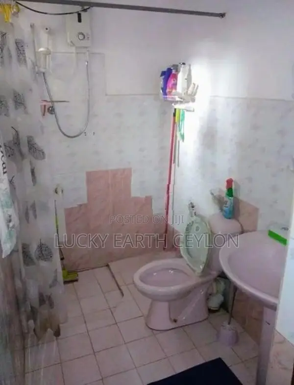 Nugegoda, Unfurnished Single Story House For Rent (MG1375)