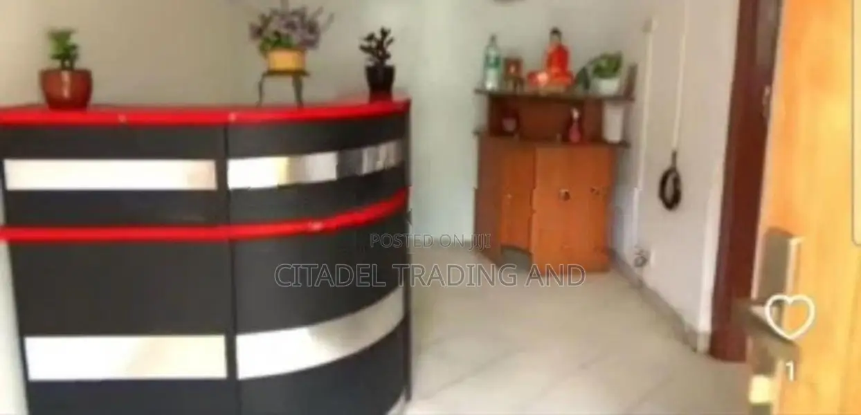 Vila For Sale In Mount Lavinia - CC929