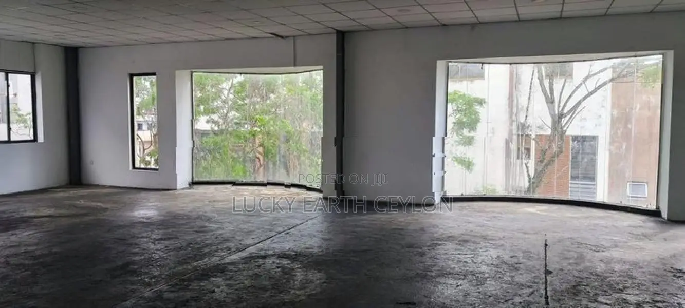 Nugegoda, 4TH Floor, Unfurnished Commercial property For Rent (MG1373)