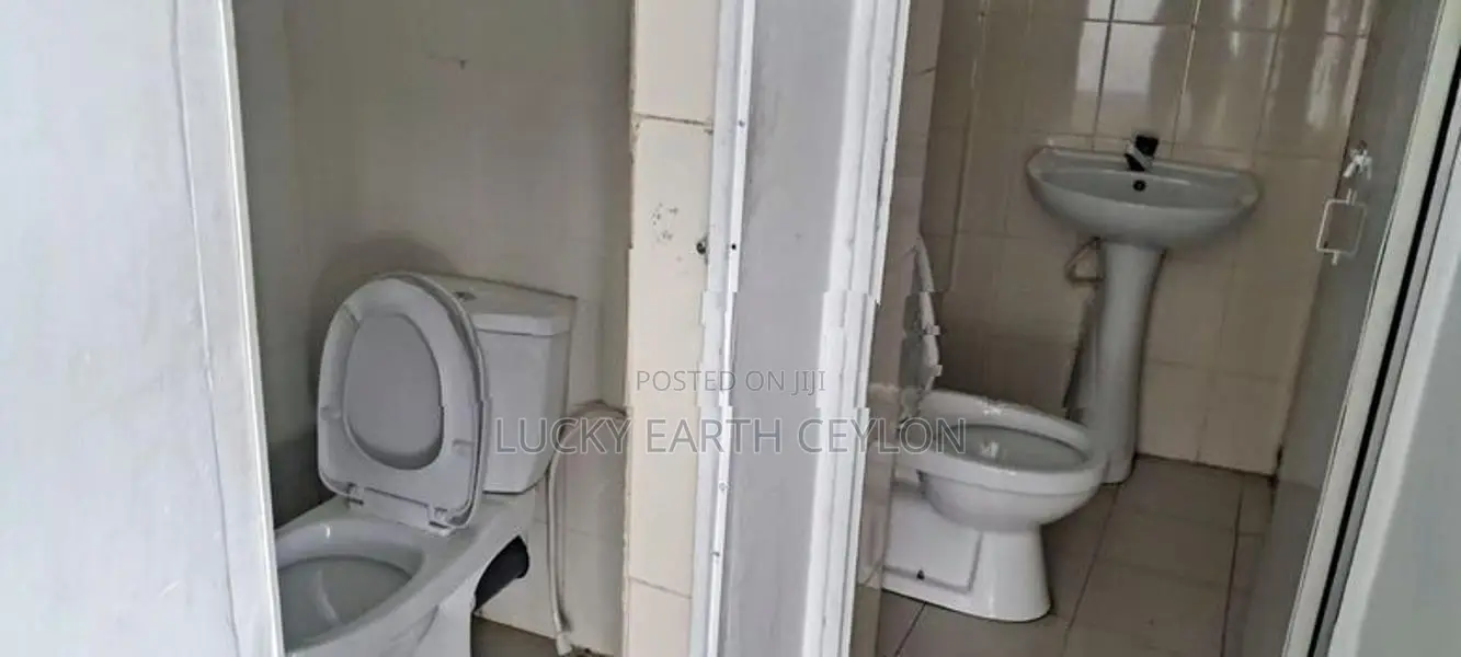 Nugegoda, 4TH Floor, Unfurnished Commercial property For Rent (MG1373)