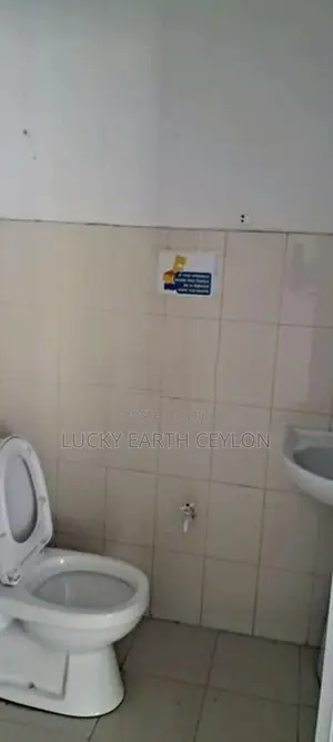 Nugegoda, 4TH Floor, Unfurnished Commercial property For Rent (MG1373)