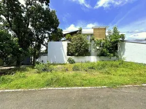 Land for sale in Lake Road, Wickramasinghe Pura, Battaramulla