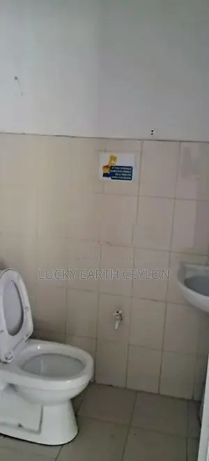 Nugegoda, 1ST Floor, Unfurnished Commercial property For Rent(MG1376)