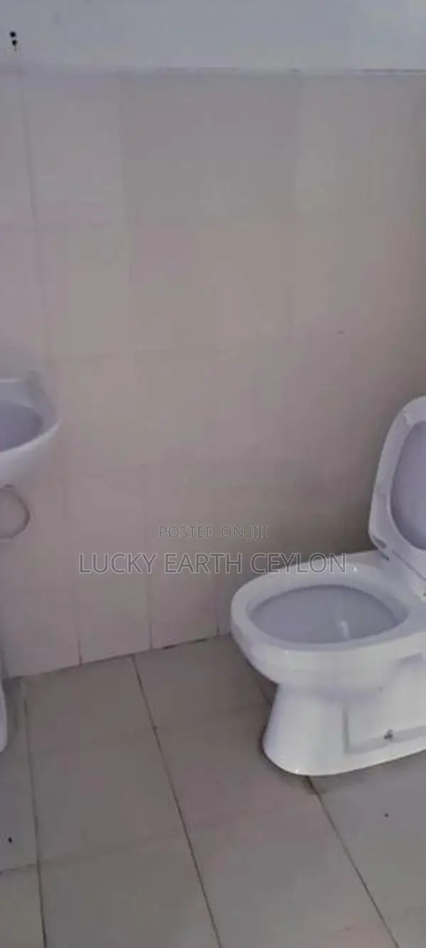 Nugegoda, 1ST Floor, Unfurnished Commercial property For Rent(MG1376)