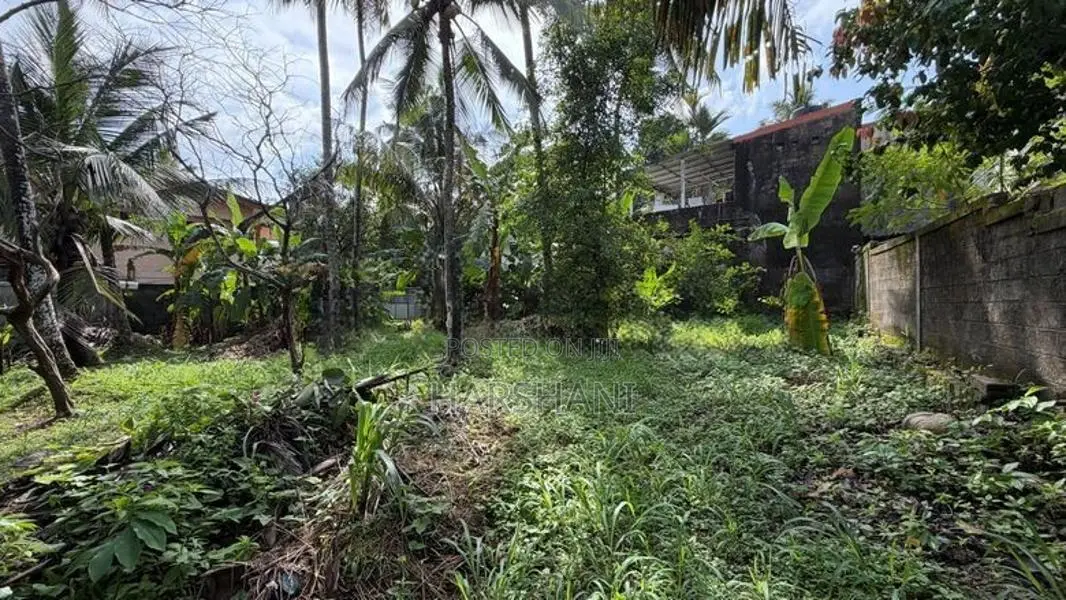 20 Perches flat land for sale close to Kandy Road, & Kadawatha Town