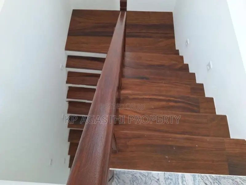 piliyandala famaliy house for sale