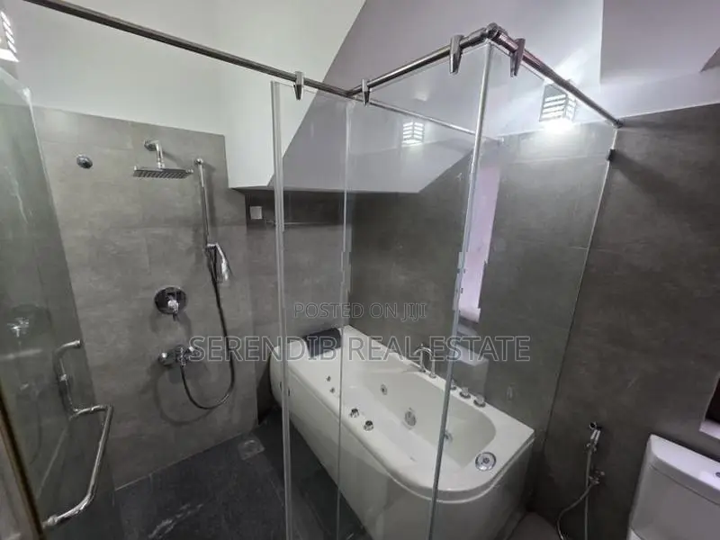 Two Storied Luxury House Sale in Nawala Koswatta