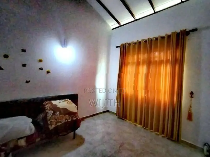 තනිමහල් නිවසක් විකිණීමට හොමගම මුනමලේ මාර්ගයේ.