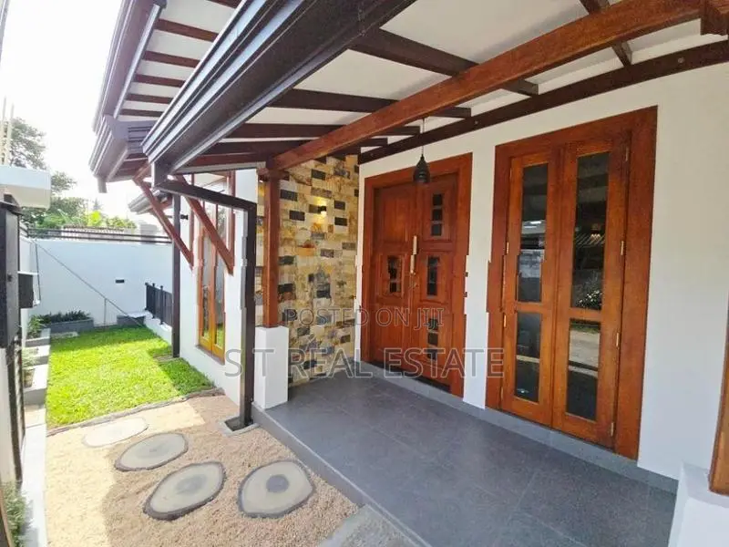 Newly Built Single Story House For Sale In Polgasowita