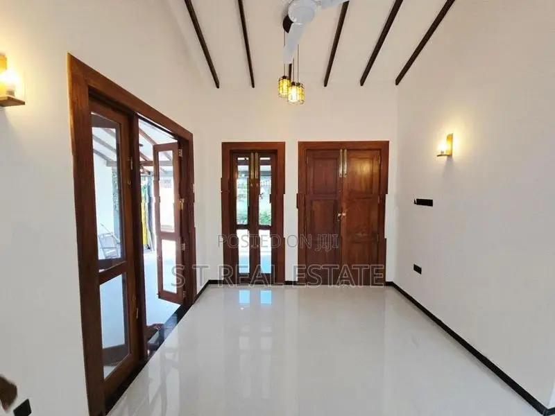 Newly Built Single Story House For Sale In Polgasowita