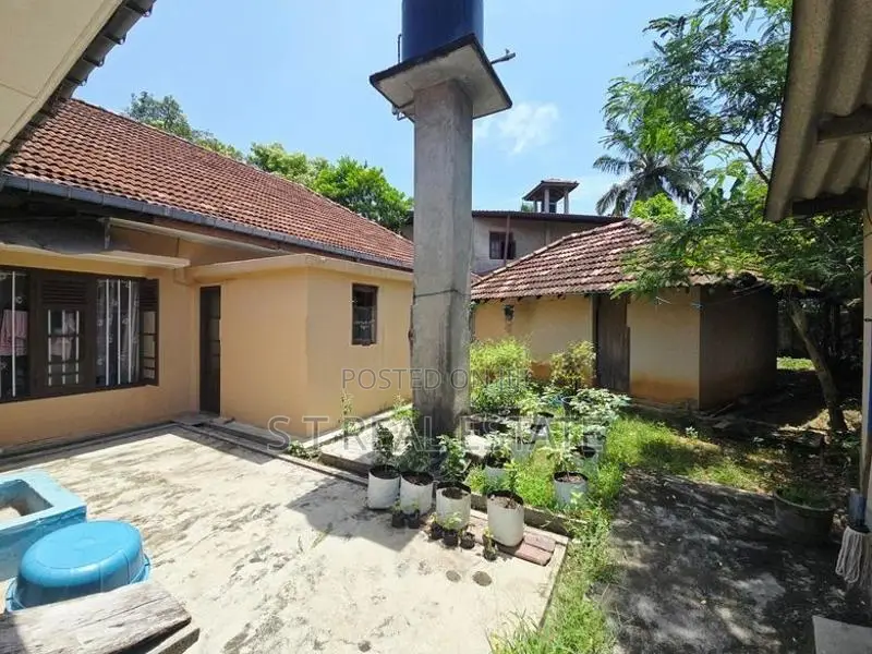 41P High Level Road Facing Land For Sale In Wijerama