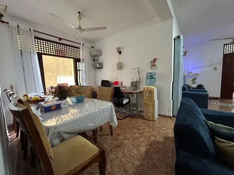3 Storied House - Separate Units Pamunuwa Maharagama