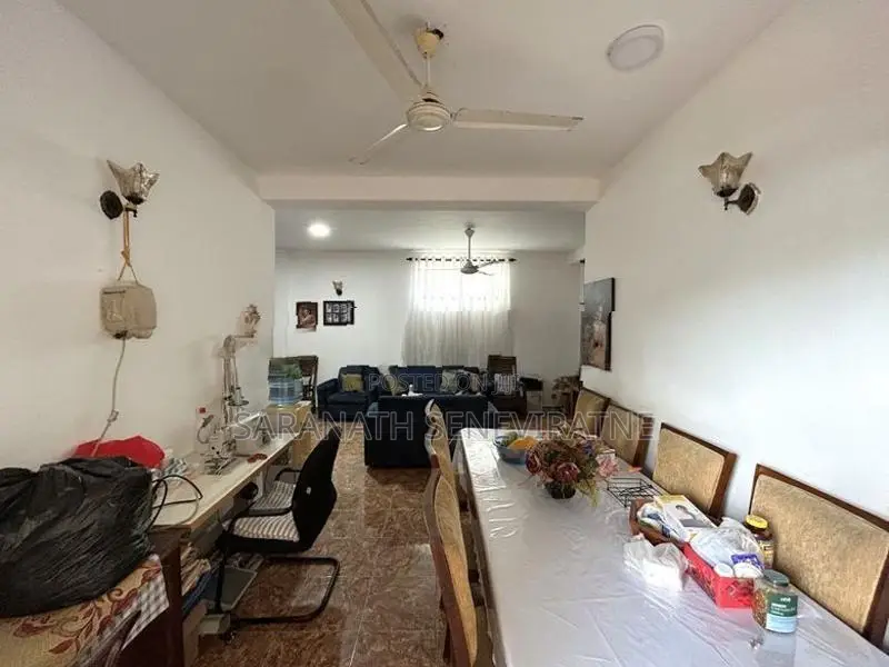 3 Storied House - Separate Units Pamunuwa Maharagama