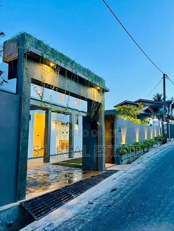 Architecture Designed Luxury House For Sale In Kaduwela