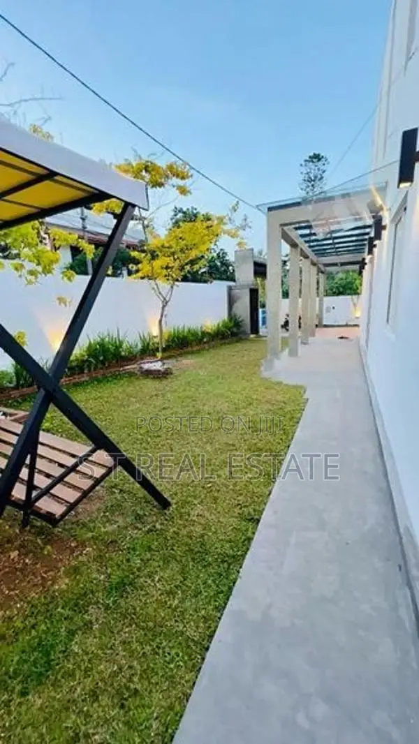 Architecture Designed Luxury House For Sale In Kaduwela