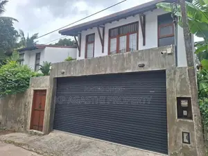 10 P luxury house for sale in Battaramulla