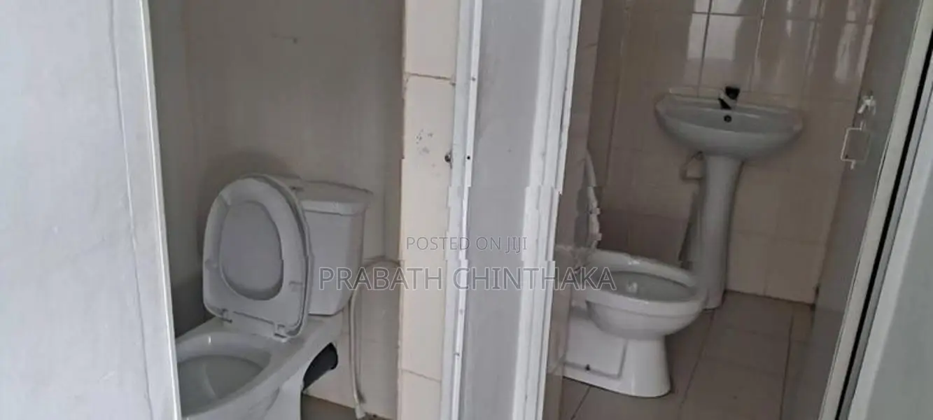 Building for Rent in Nugegoda ( 4th & 2nd floor )