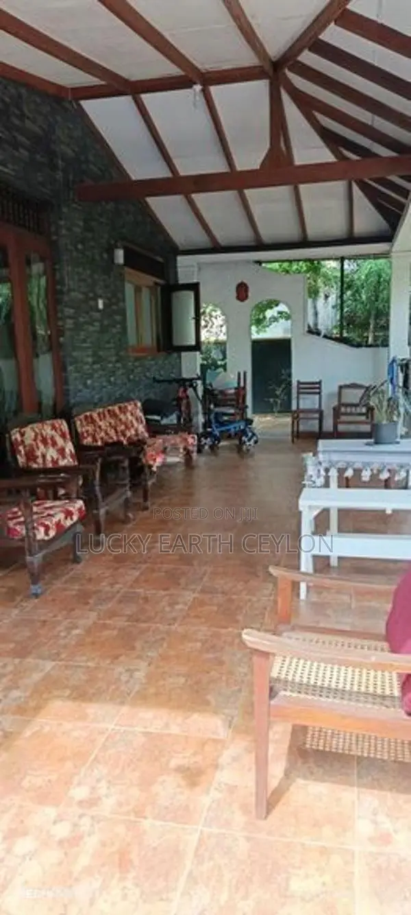 Maharagama Well Maintained Single Story House for Sale (S153)