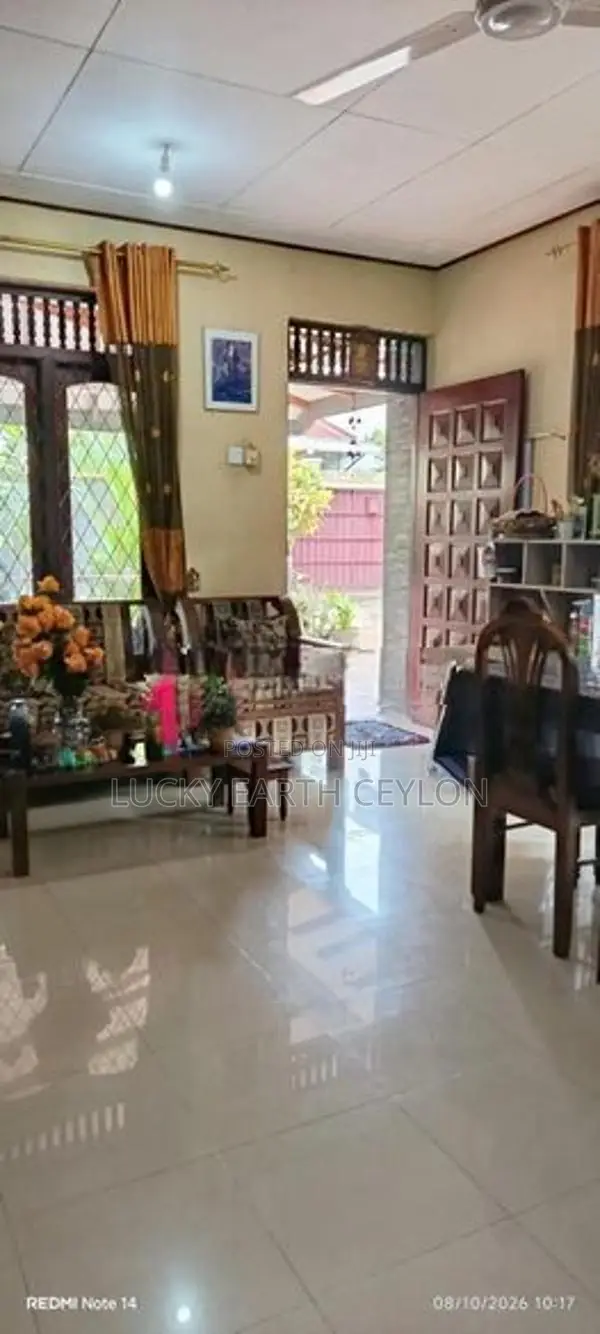 Maharagama Well Maintained Single Story House for Sale (S153)