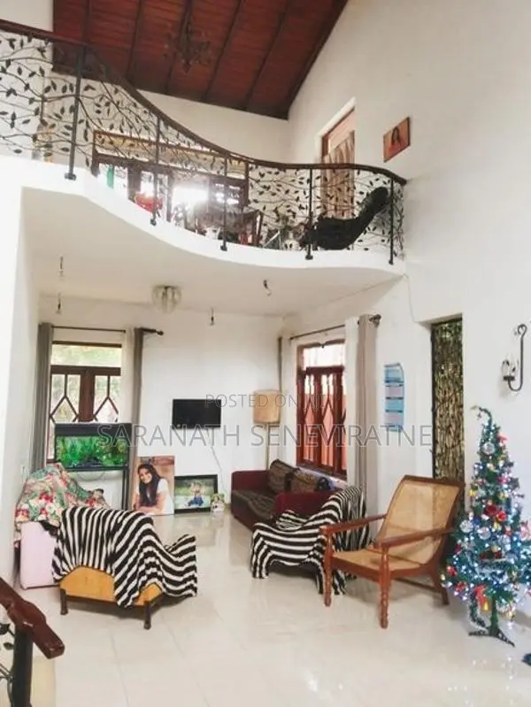 House For Sale in Kiribathgoda Sapugaskanda - 3 Km Away Kadawatha