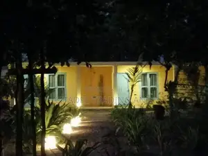 Hotel For Sale In Arugam Bay - CC792