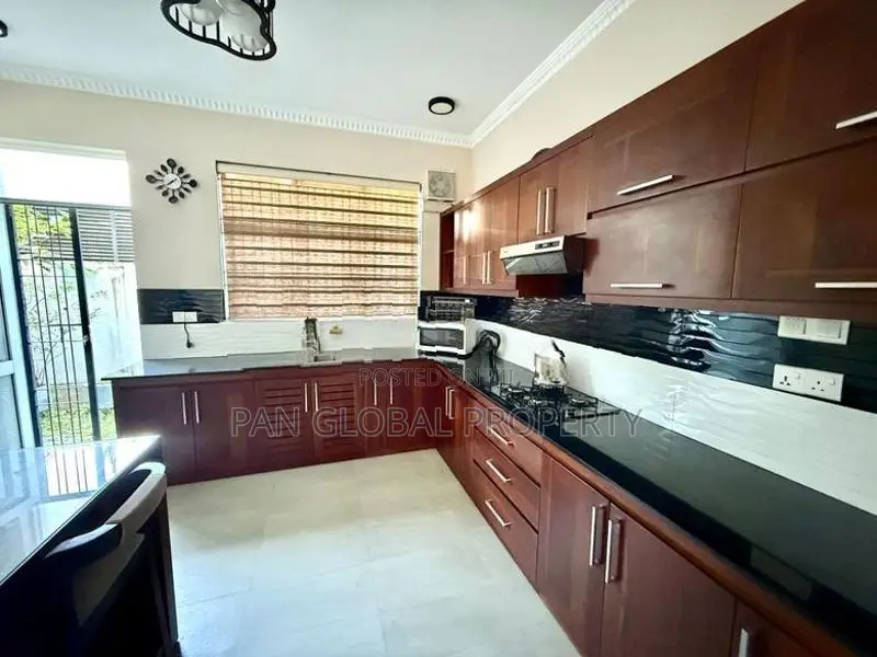 Two unit House For Sale in Kurunegala