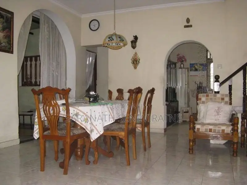 HOUSE FOR SALE – NUGE​​GODA, DABARE PLACE