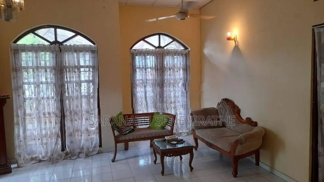 HOUSE FOR SALE – NUGE​​GODA, DABARE PLACE