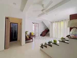 Luxury Good Condition House Sale Athurugiriya