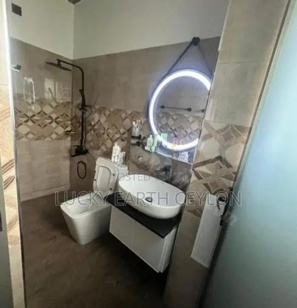 Battarmulla, Furnished, 1ST Floor Apartment For Rent (MG1381)