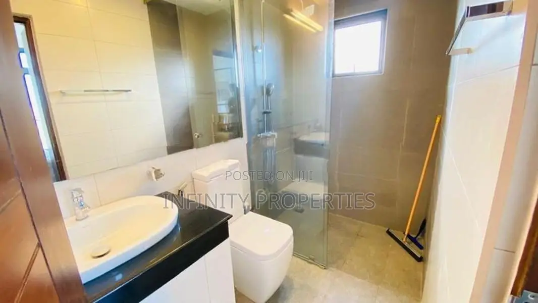 (AFA397) Luxury Penthouse for sale in Apartment Colombo 5