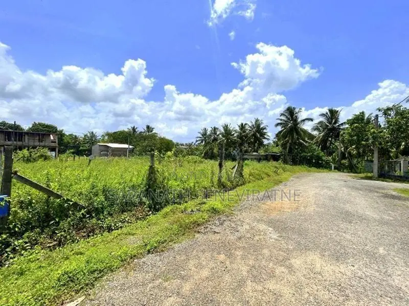 Land For Sale in No. 265 / 8D Watareka Road, Padukka Homagama