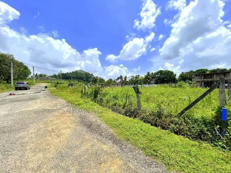 Land For Sale in No. 265 / 8D Watareka Road, Padukka Homagama