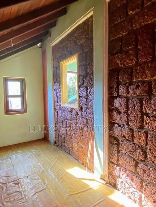 Sale, Asgiriya Kandy, Unfurnished,2 Story House For Sale (NZMS3075)