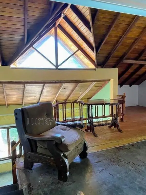 Sale, Asgiriya Kandy, Unfurnished,2 Story House For Sale (NZMS3075)