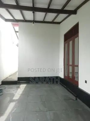 Well Build Single House sale Homagama