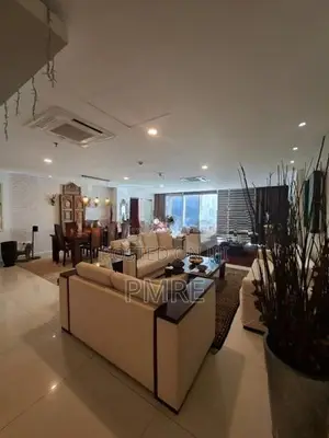 Emporer 3 bed for rent