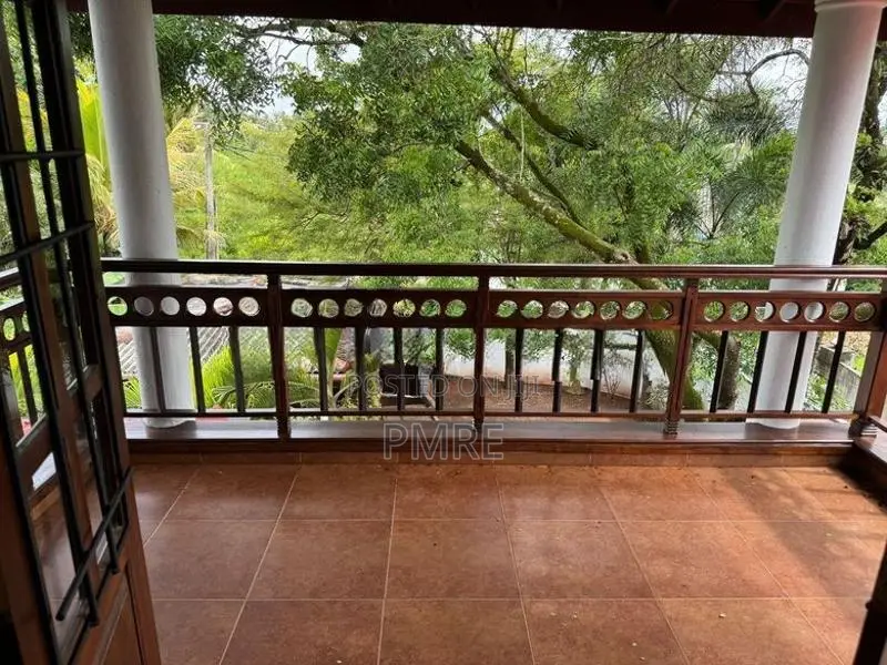 Luxury House for Sale in Ragama, Peralanda road