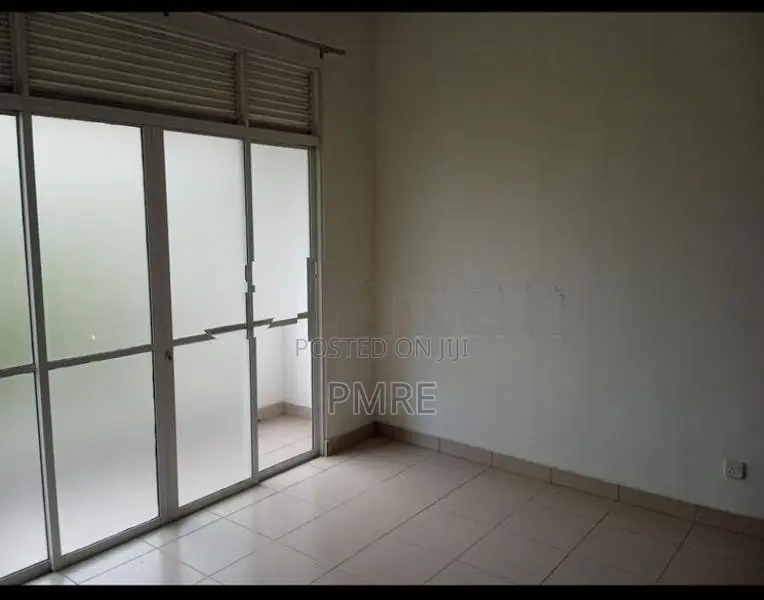Commercial Property for Rent in Colombo 05 - Kirula Road