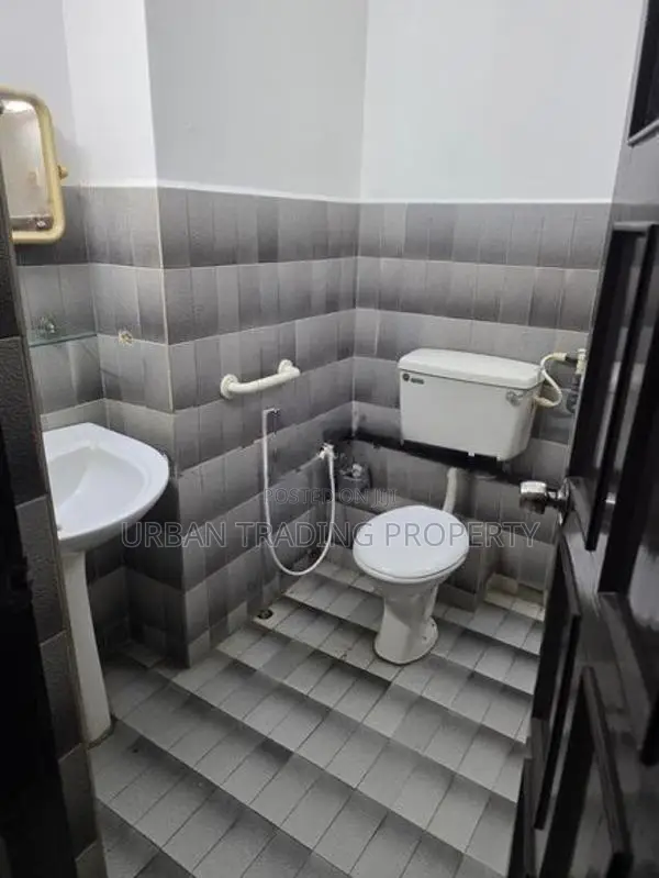 Fully Furnished 3BR 1st Floor of the House | Layard Road, Colombo 05