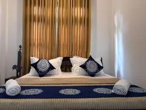 Luxury Furnished Double bedroom for Daily rent in Anuradhapura
