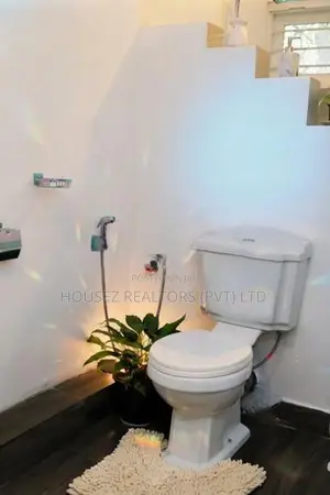Semi-Furnished 1-Bedroom Apartment for Rent – Kandy