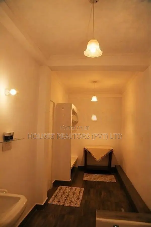 Semi-Furnished 1-Bedroom Apartment for Rent – Kandy