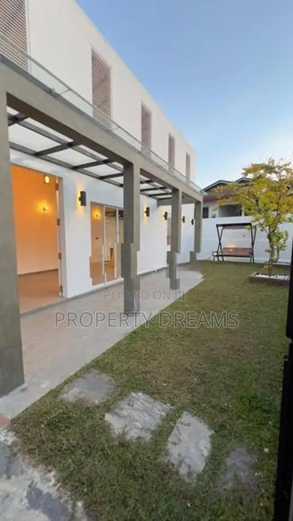 ✨ Attractive House in a Highly Desirable Area