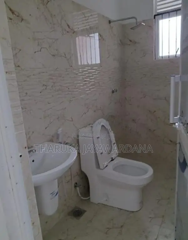 brand new shop for rent