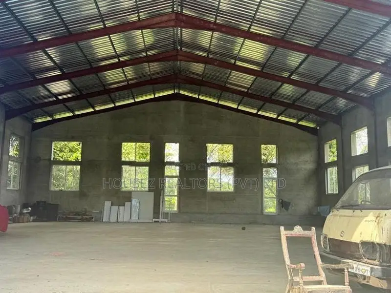 Prime Commercial Warehouse for Sale – Gampaha Town